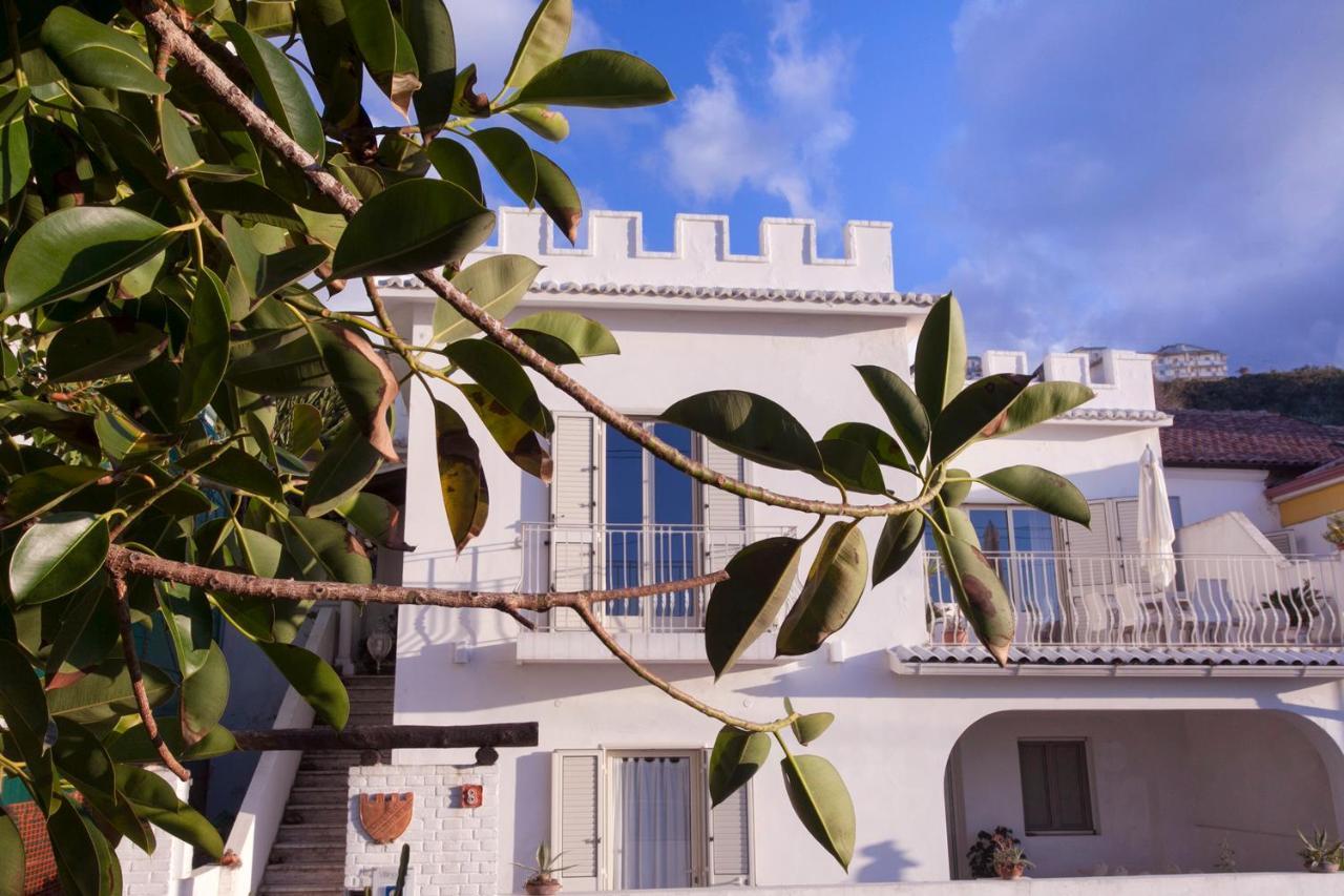 Villino Erminia - Seaside Art b&b Pizzo  Esterno foto